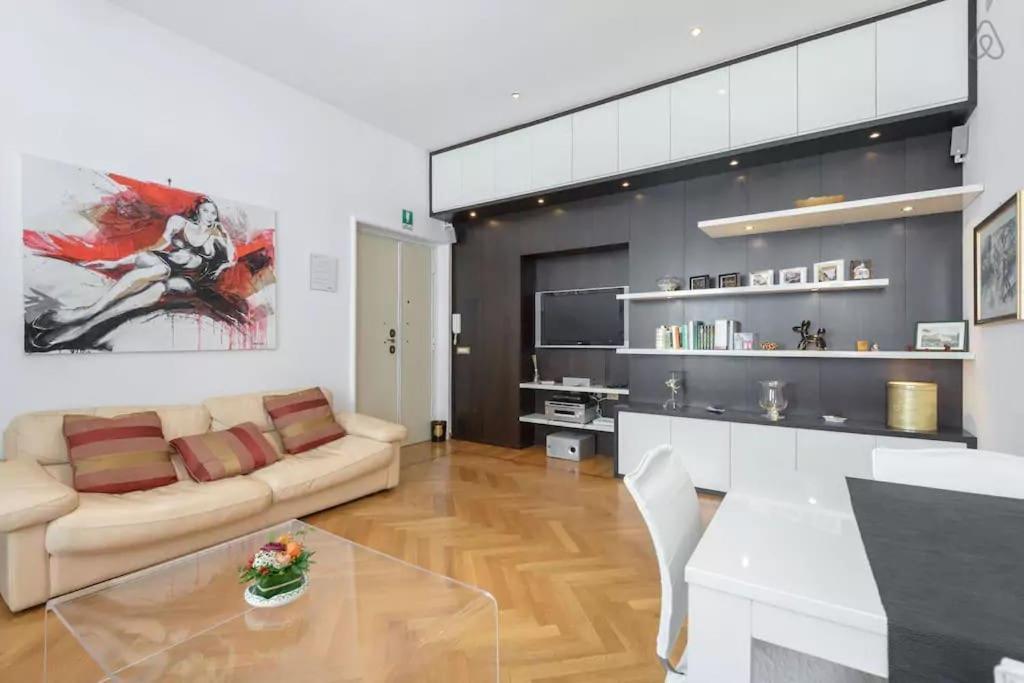 Vatican Ideal For Family/couple, A/c, Jacuzzi Roma